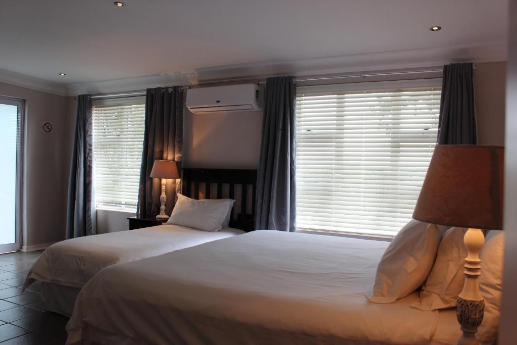 Nauntons Guest House & Wedding Venue ليديسميث الغرفة الصورة